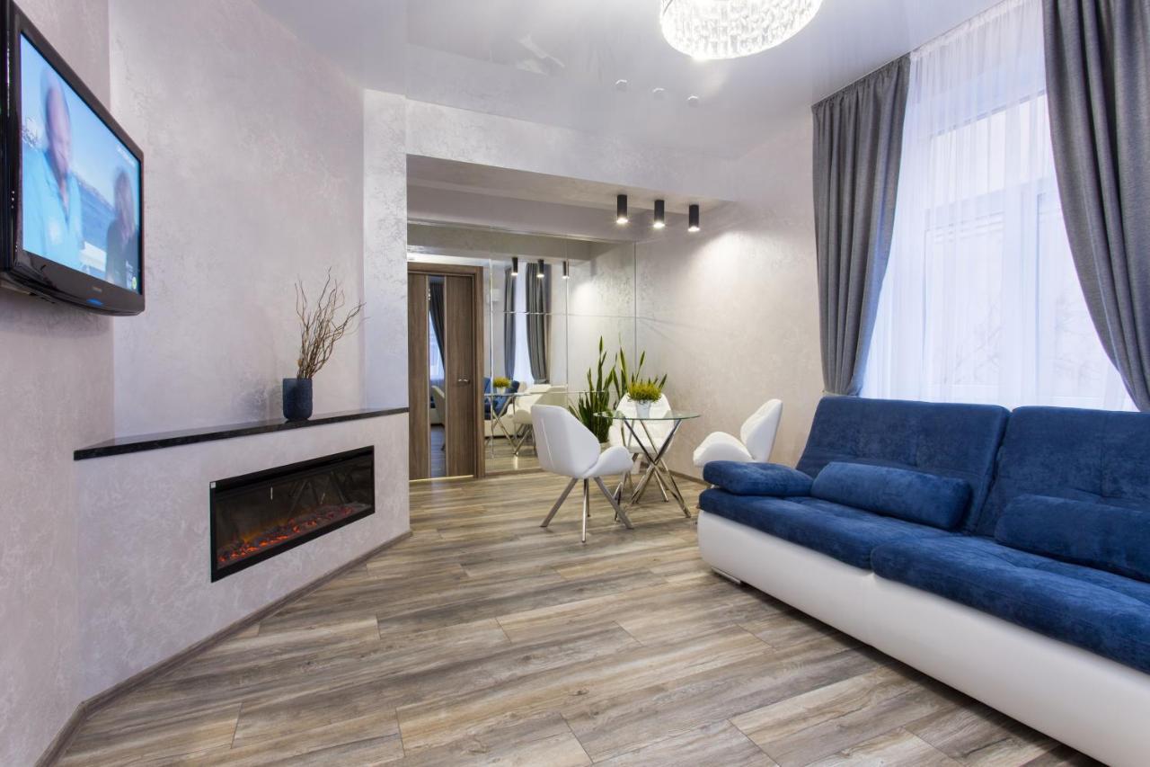 New Luxury Apartment In The Center On Konstitution Square Харків Екстер'єр фото