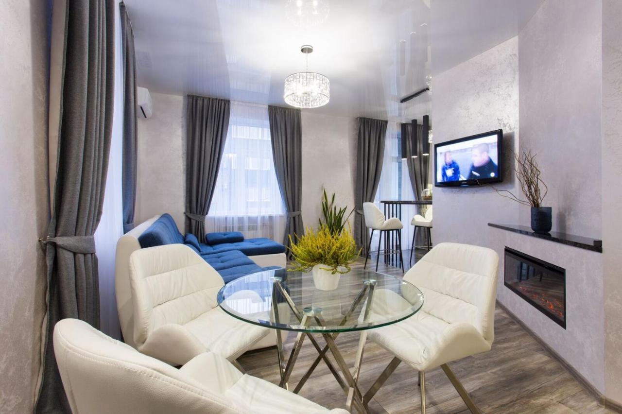 New Luxury Apartment In The Center On Konstitution Square Харків Екстер'єр фото