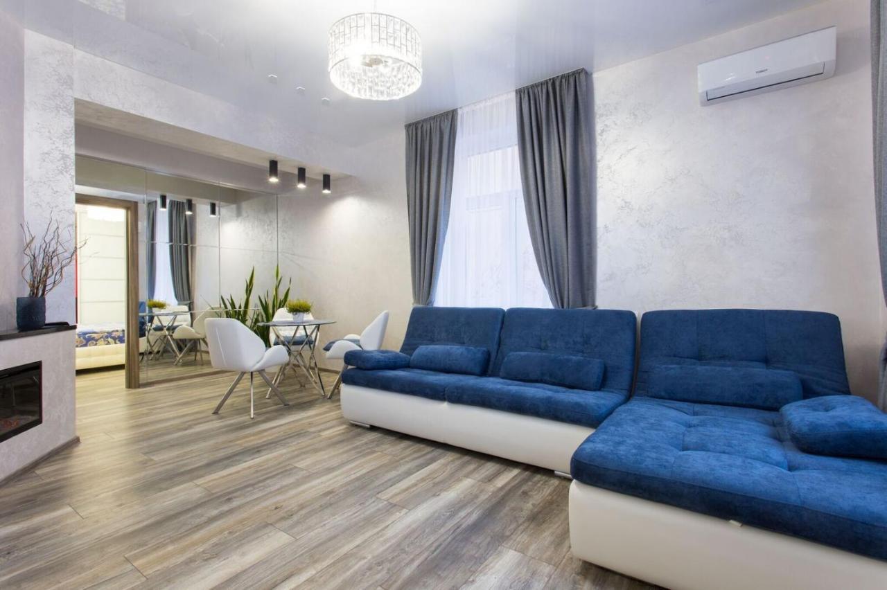 New Luxury Apartment In The Center On Konstitution Square Харків Екстер'єр фото